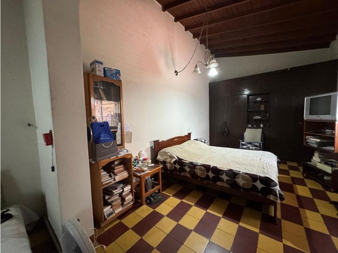 Casa de 12 alcobas en venta en Alcala, Envigado, 517 m² · foto 21 de 24
