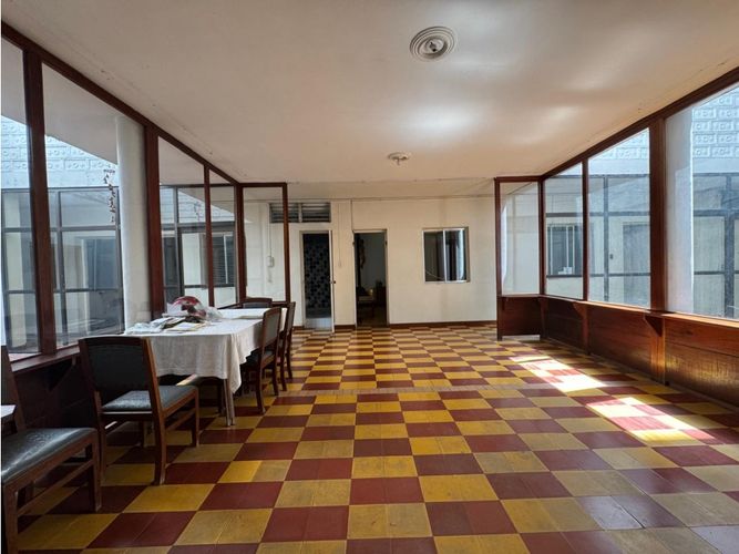 Casa de 12 alcobas en venta en Alcala, Envigado, 517 m² · foto 24 de 24