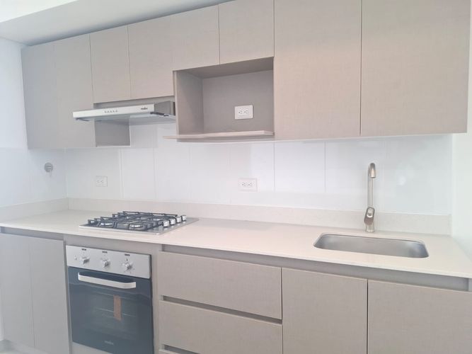 Apartamento de 3 alcobas en arriendo en Otraparte, Envigado, 83 m² · foto 5 de 18
