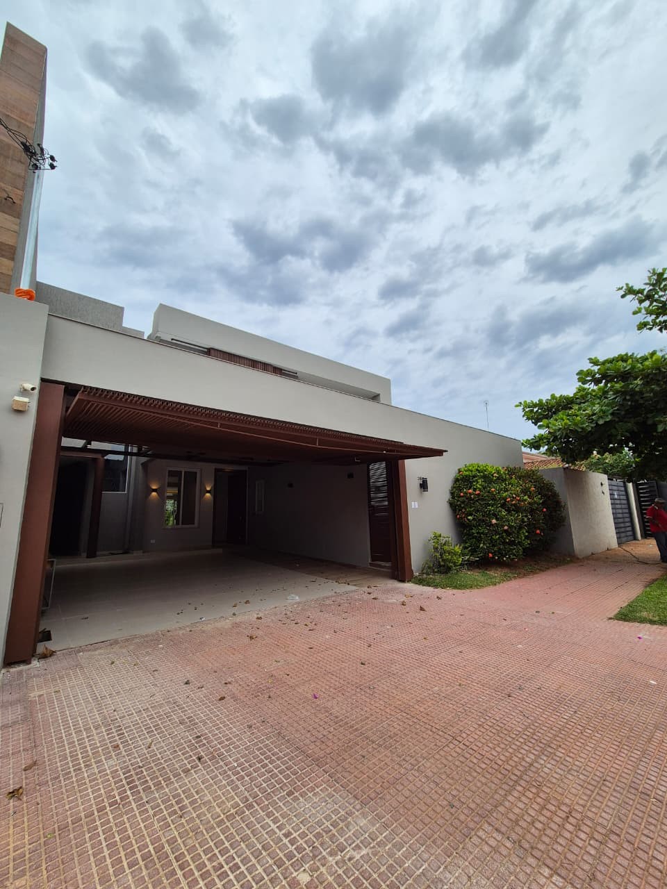 ALQUILO HERMOSA RESIDENCIA TOP EN MANORA — foto 2