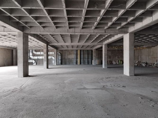 Local en arriendo en Los Naranjos, Itagüí, 1500 m² · foto 5 de 17