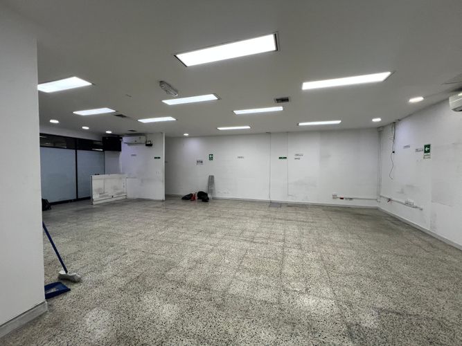 Local en arriendo en La Candelaria, Medellín, 139 m² · foto 6 de 20