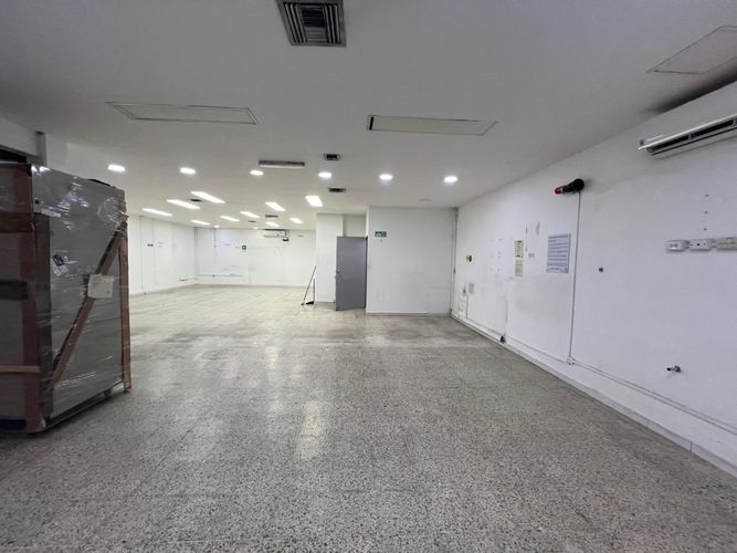 Local en arriendo en La Candelaria, Medellín, 139 m² · foto 19 de 20