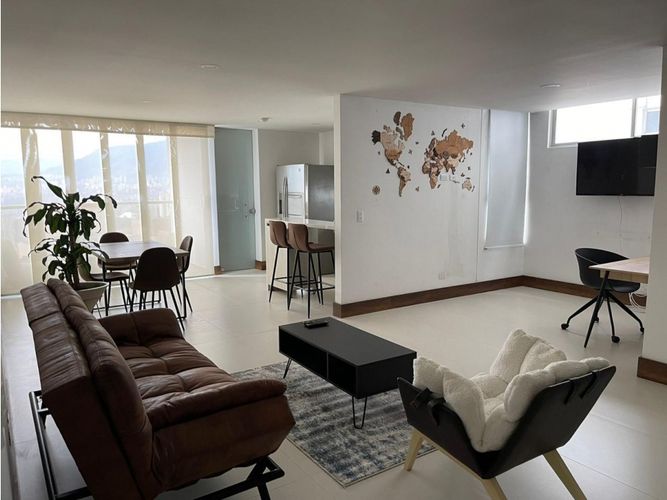 Apartamento de 2 alcobas en venta en Las Lomitas, Sabaneta, 100 m² · foto 2 de 10