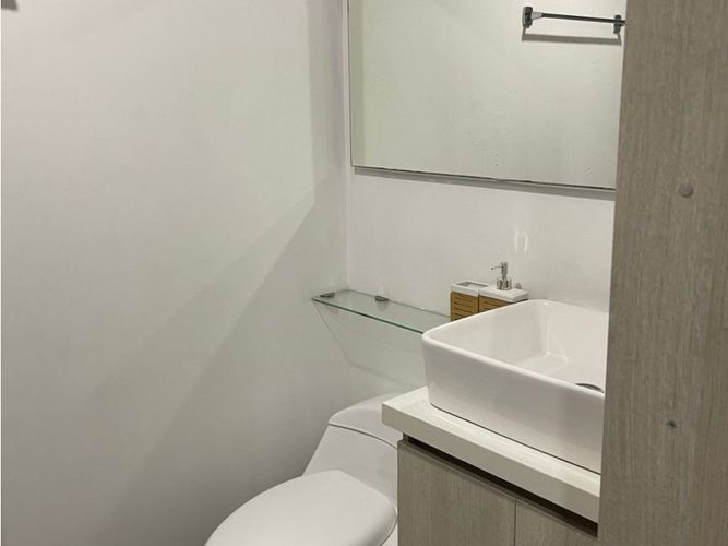 Apartamento de 2 alcobas en venta en Las Lomitas, Sabaneta, 100 m² · foto 10 de 10