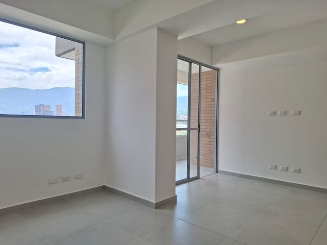 Apartamento de 2 alcobas en arriendo en Otraparte, Envigado, 70 m² · foto 2 de 16