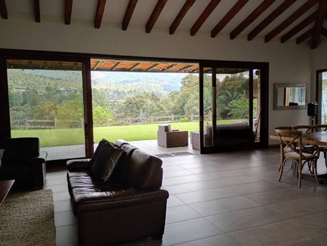 Casa de 3 alcobas en arriendo en El Retiro, 397 m² · foto 24 de 24