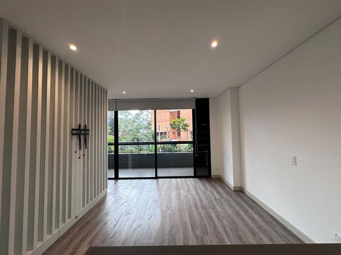 Apartamento de 1 alcoba en arriendo en El Poblado, Medellín, 65 m² · foto 3 de 18