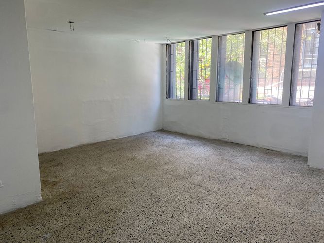 Local en arriendo en La Candelaria, Medellín, 44 m² · foto 6 de 7
