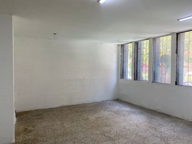 Local en arriendo en La Candelaria, Medellín, 44 m² · foto 7 de 7