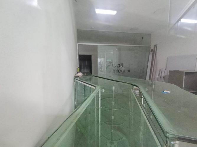 Local en arriendo en La Candelaria, Medellín, 44 m² · foto 3 de 13