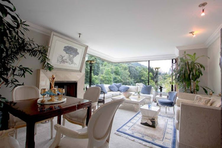 Apartamento de 3 alcobas en arriendo en Chico Norte, Bogotá, 242 m² · foto 2 de 24