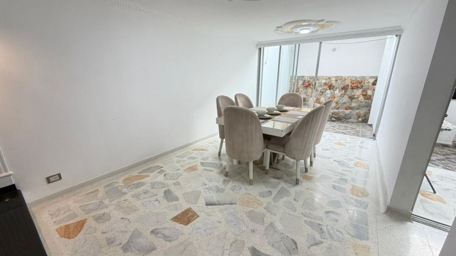 Casa en venta en La Castellana, Cúcuta · foto 2 de 11