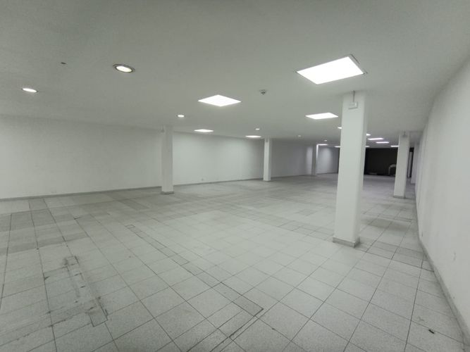 Local en arriendo en Centro, Bello, 380 m² · foto 6 de 10
