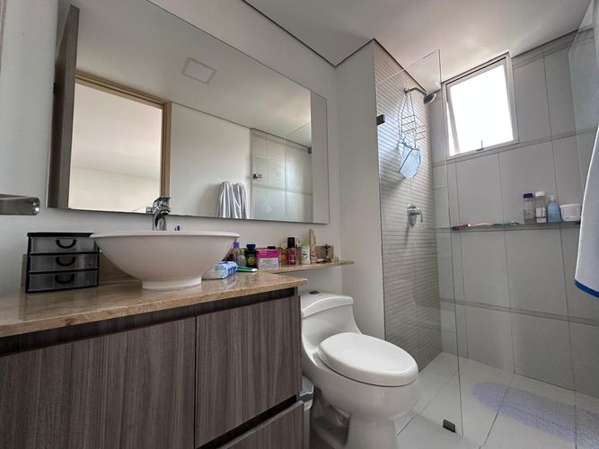 Apartamento de 3 alcobas en venta en El Poblado, Medellín, 240 m² · foto 18 de 20