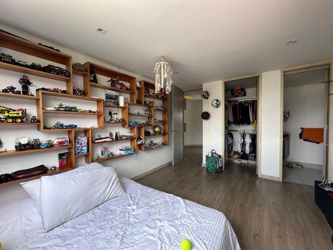 Apartamento de 3 alcobas en venta en El Poblado, Medellín, 240 m² · foto 14 de 20