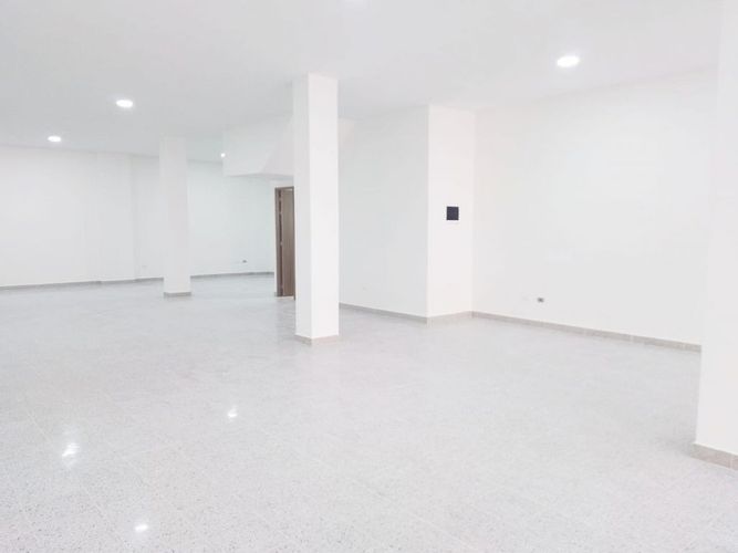 Local en venta en La Gloria, Itagüí, 200 m² · foto 8 de 15
