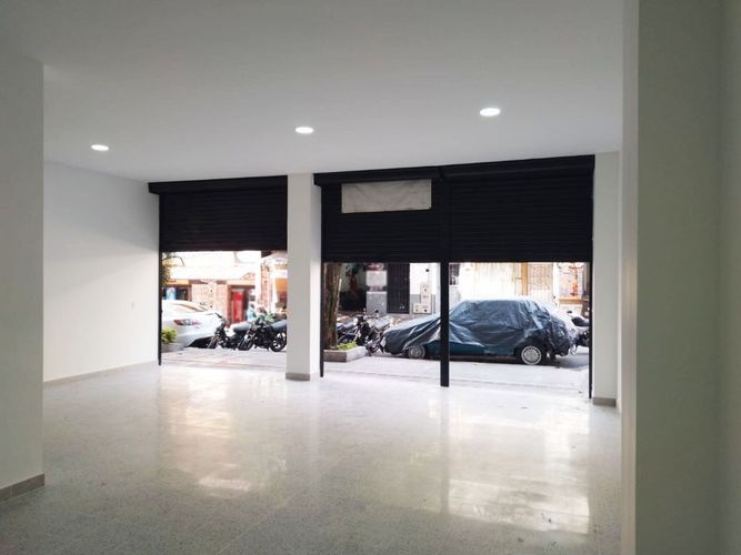 Local en venta en La Gloria, Itagüí, 200 m² · foto 13 de 15