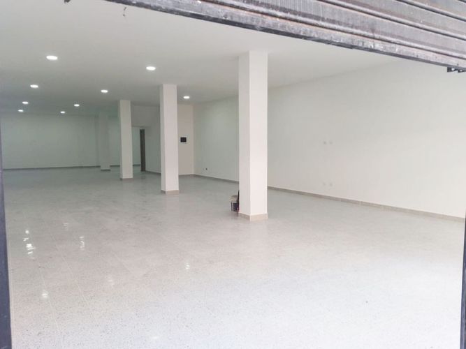 Local en venta en La Gloria, Itagüí, 200 m² · foto 12 de 15