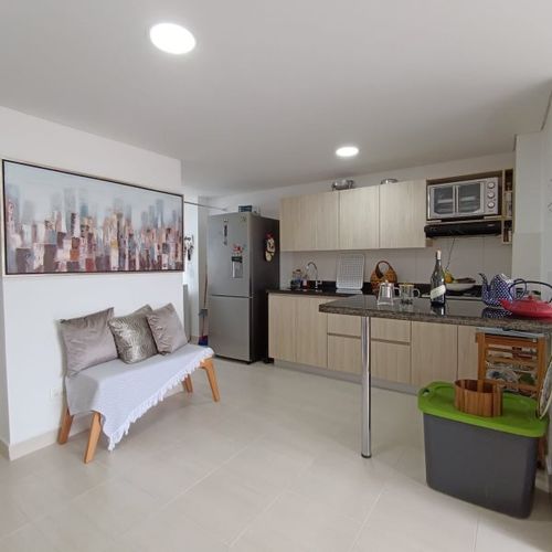 Apartamento de 3 alcobas en venta en Ospina, El Carmen de Viboral, 72 m² · foto 2 de 17