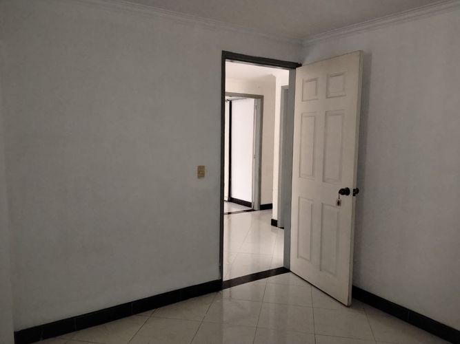 Apartamento de 3 alcobas en venta en La Magnolia, Envigado, 300 m² · foto 8 de 19