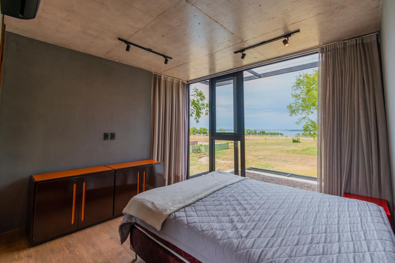 Casa en venta en Encarnación — foto 2
