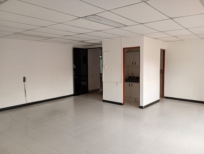 Oficina en arriendo en Lorena, Medellín, 60 m² · foto 8 de 10