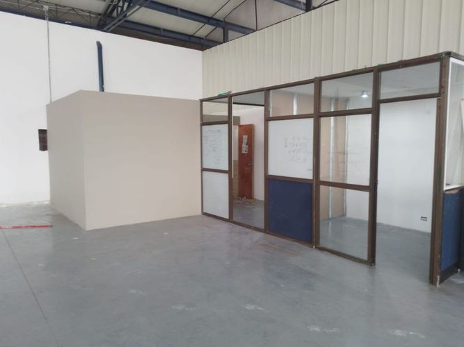 Bodega en arriendo en La Esmeralda, Itagüí, 1000 m² · foto 11 de 15