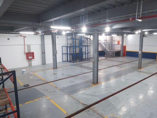 Bodega en arriendo en La Esmeralda, Itagüí, 1000 m² · foto 4 de 15