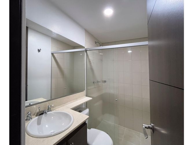 Apartamento de 3 alcobas en venta en Vegas De San Jose, Sabaneta, 84 m² · foto 15 de 19