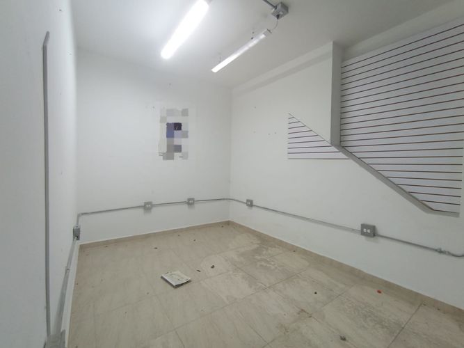 Local en arriendo en La Candelaria, Medellín, 10 m² · foto 2 de 6
