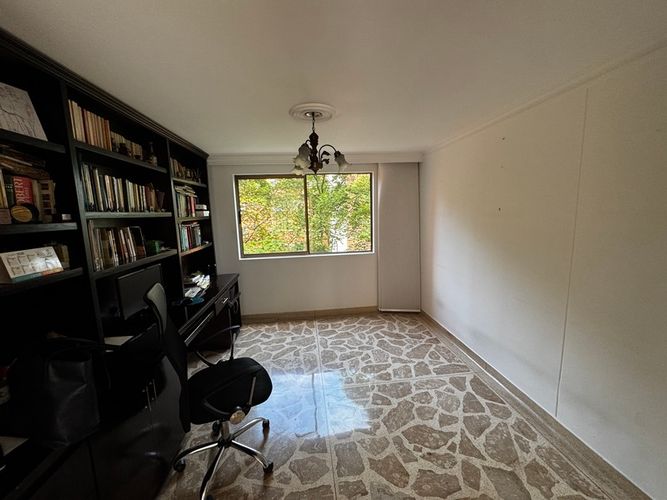 Apartamento de 3 alcobas en arriendo en El Diamante No. 2, Medellín, 145 m² · foto 10 de 20