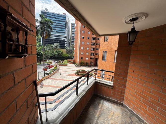 Apartamento de 3 alcobas en arriendo en El Diamante No. 2, Medellín, 145 m² · foto 20 de 20