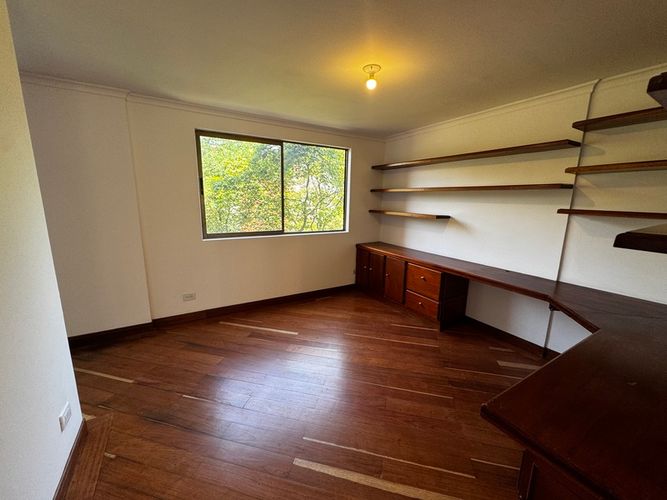 Apartamento de 3 alcobas en arriendo en El Diamante No. 2, Medellín, 120 m² · foto 2 de 21