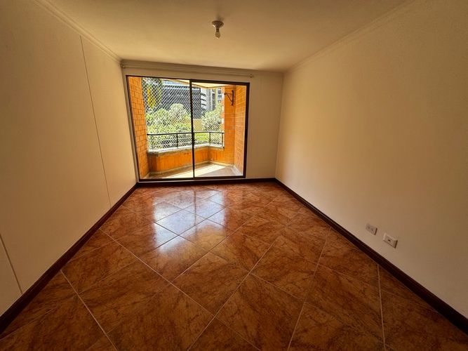 Apartamento de 3 alcobas en arriendo en El Diamante No. 2, Medellín, 120 m² · foto 4 de 21
