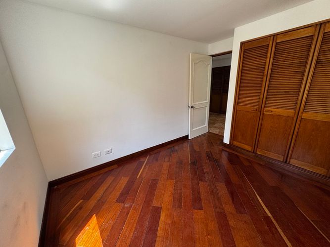 Apartamento de 3 alcobas en arriendo en El Diamante No. 2, Medellín, 120 m² · foto 10 de 21