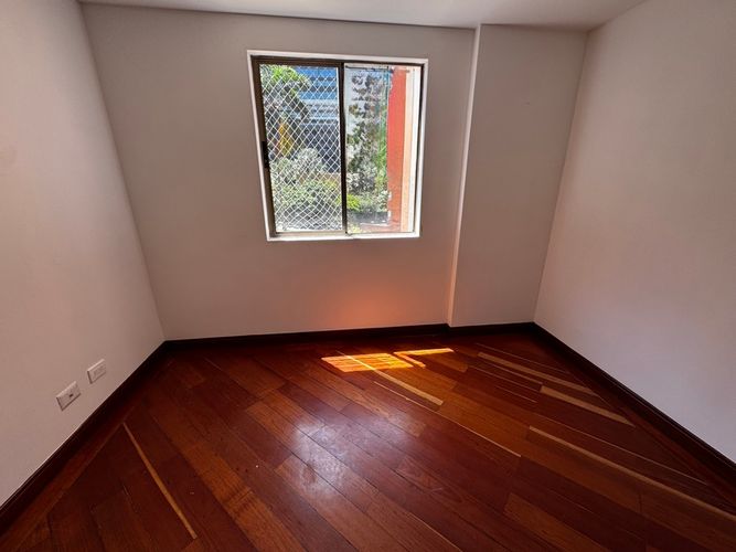 Apartamento de 3 alcobas en arriendo en El Diamante No. 2, Medellín, 120 m² · foto 12 de 21