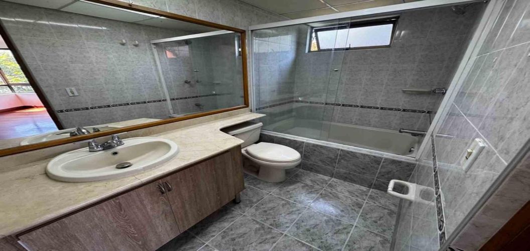 Apartamento de 3 alcobas en arriendo en El Diamante No. 2, Medellín, 120 m² · foto 18 de 21