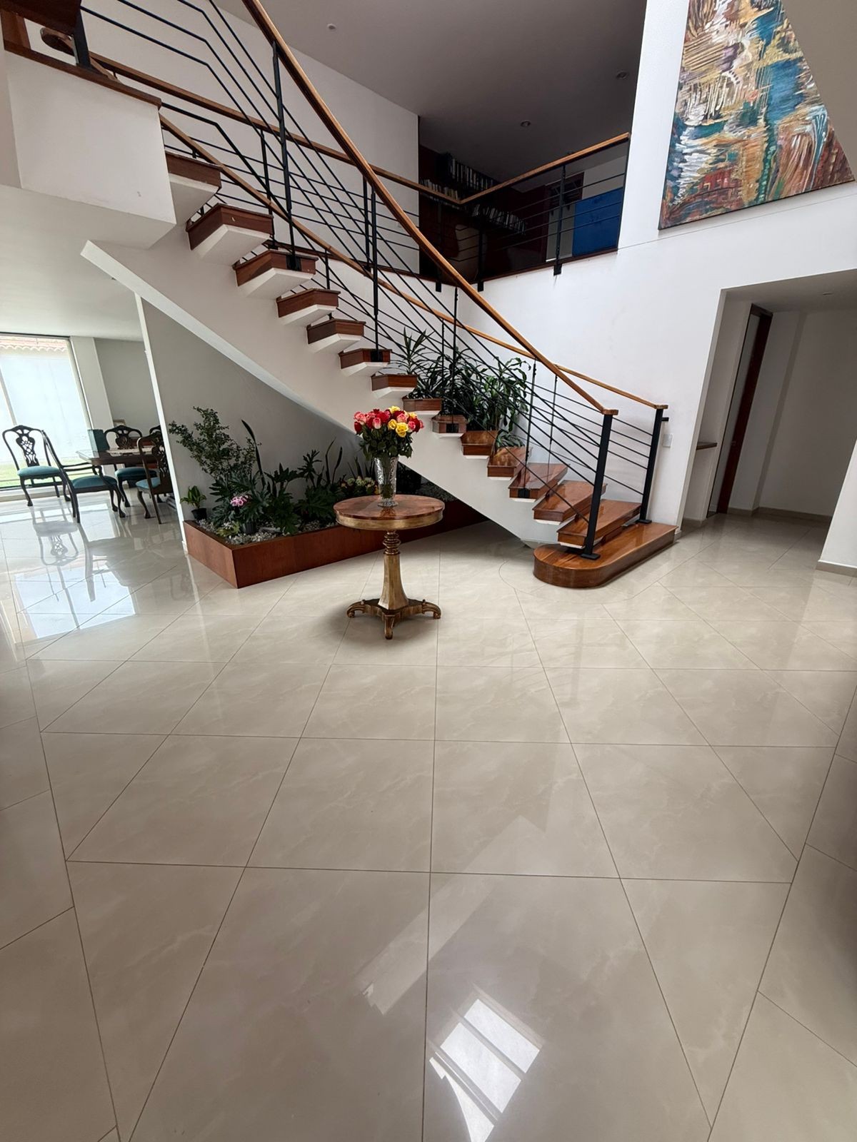 Casa en venta en San Jose De Bavaria, Bogotá · foto 2 de 24