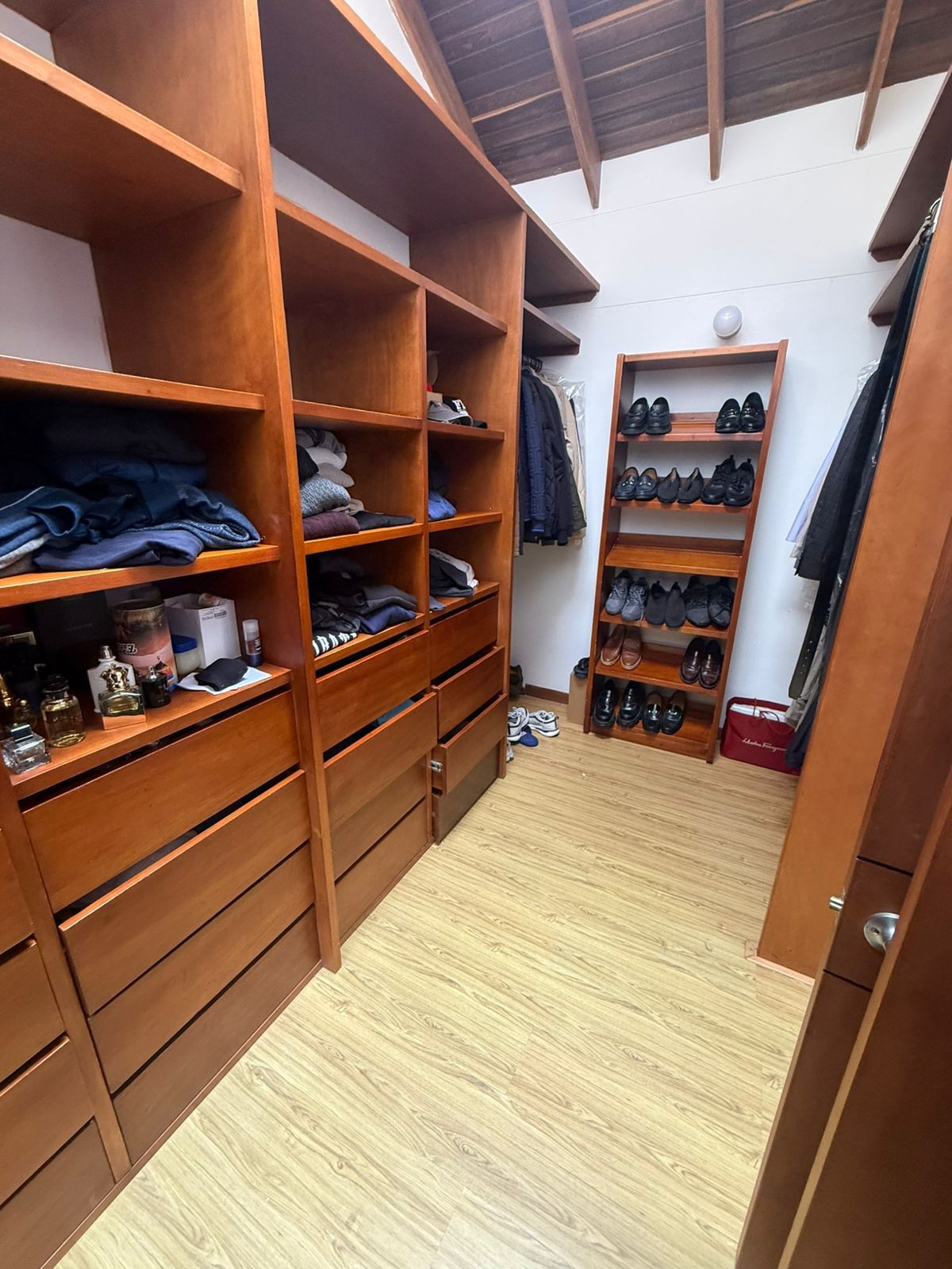 Casa en venta en San Jose De Bavaria, Bogotá · foto 23 de 24