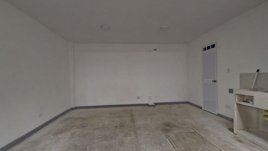Bodega en venta en Nueva Floresta Del Ict, Cali, 15 m² · foto 2 de 9
