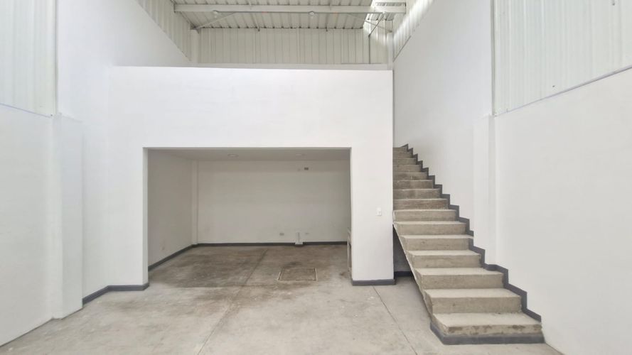 Bodega en venta en Nueva Floresta Del Ict, Cali, 15 m² · foto 6 de 9