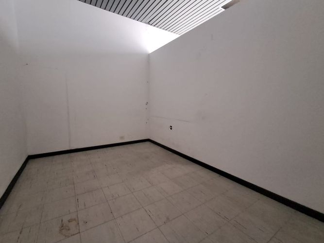 Local en arriendo en Sector Plaza De Bolivar, Pereira, 230 m² · foto 5 de 9