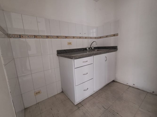 Local en arriendo en Sector Plaza De Bolivar, Pereira, 230 m² · foto 6 de 9