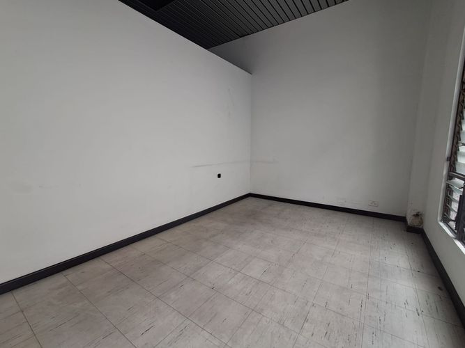 Local en arriendo en Sector Plaza De Bolivar, Pereira, 230 m² · foto 7 de 9