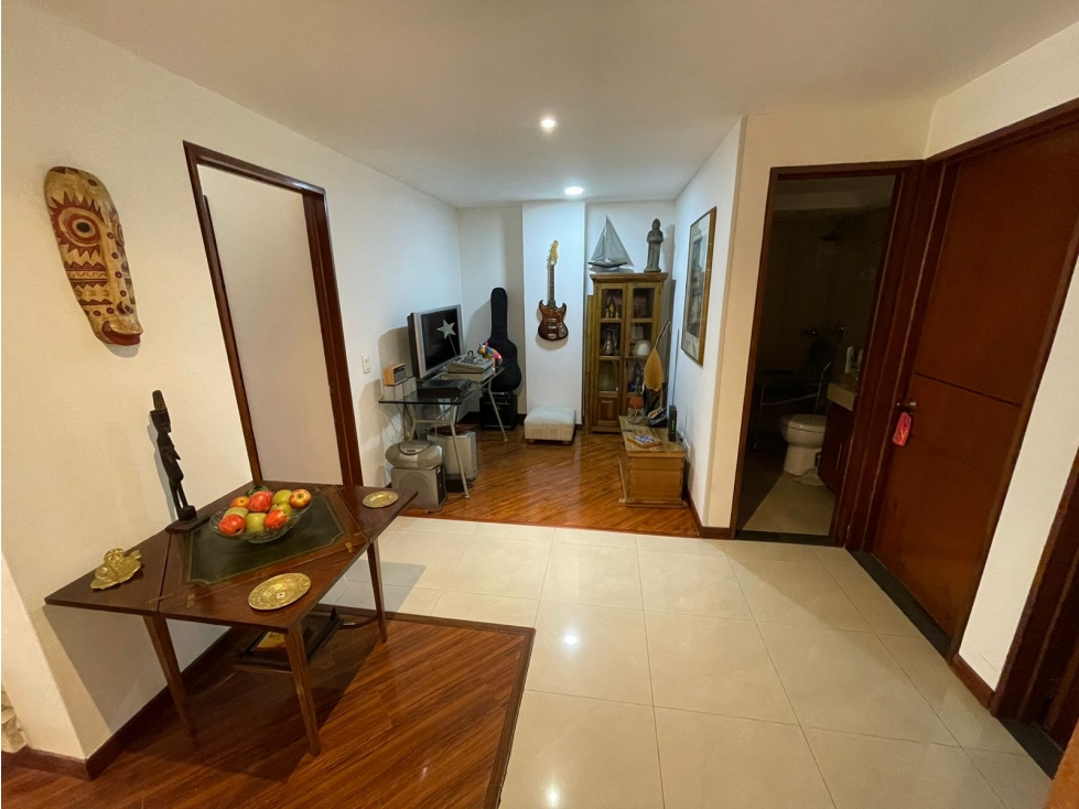Apartamento en venta en Chicó Navarra, Bogotá · foto 4 de 14