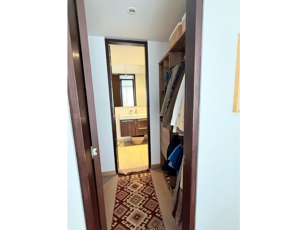 Apartamento en venta en Chicó Navarra, Bogotá · foto 9 de 14
