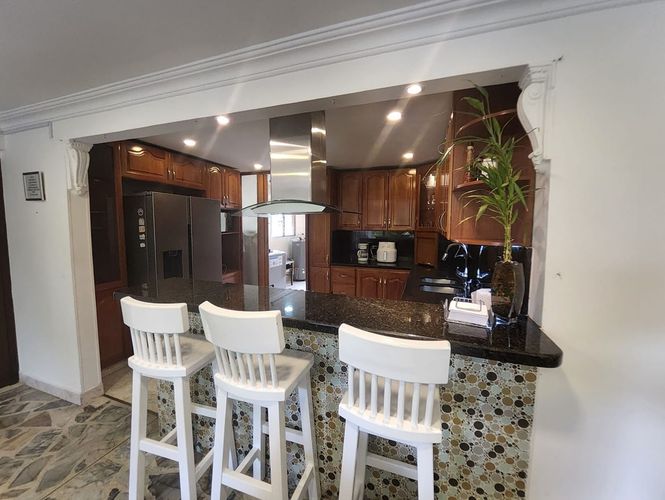Apartamento de 3 alcobas en arriendo en El Poblado, Medellín, 145 m² · foto 8 de 18