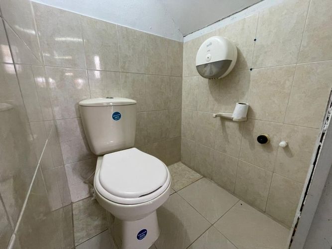 Bodega en arriendo en El Poblado, Medellín, 130 m² · foto 7 de 8