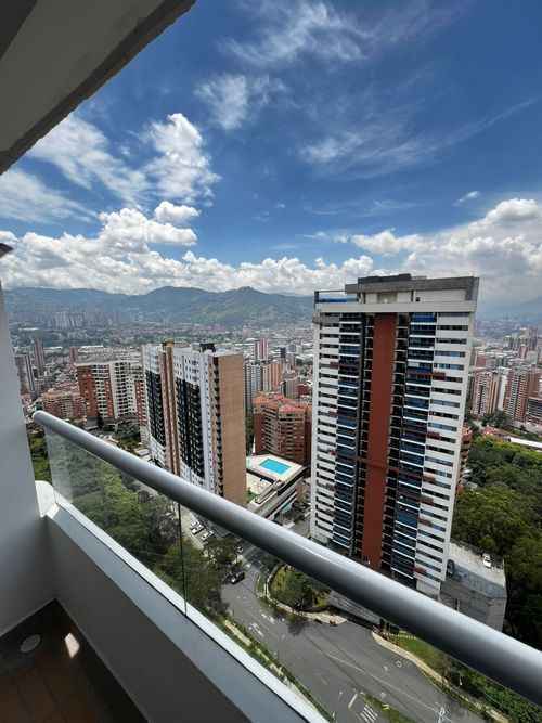 Apartamento de 3 alcobas en venta en Las Lomitas, Sabaneta, 66 m² · foto 7 de 24